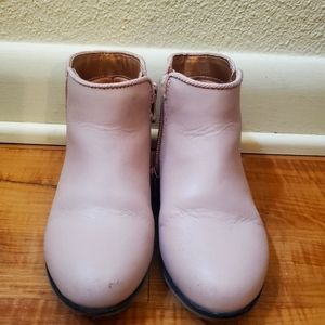 Toddler blush booties size 9